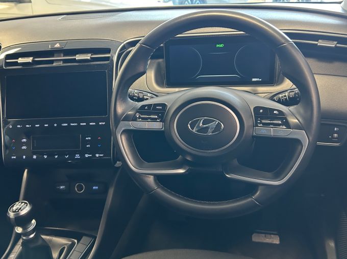 HYUNDAI TUCSON T-GDI SE CONNECT - 5688 - 18