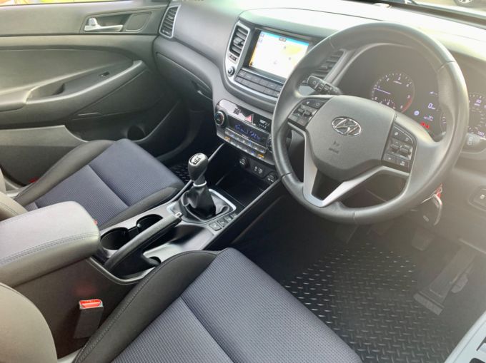 HYUNDAI TUCSON CRDI SE NAV BLUE DRIVE - 5130 - 12