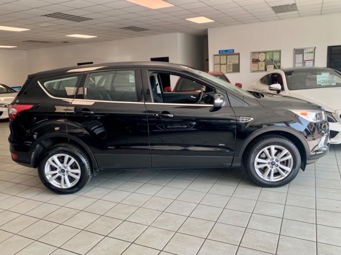 FORD KUGA ZETEC - 5782 - 6