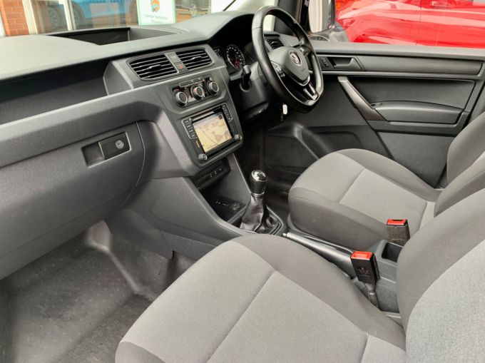 VOLKSWAGEN CADDY C20 TDI HIGHLINE - 5014 - 2
