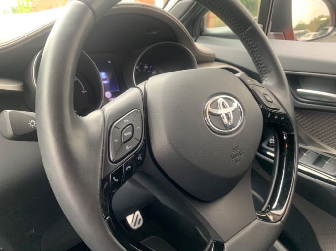 TOYOTA CHR ORANGE EDITION - 5716 - 15