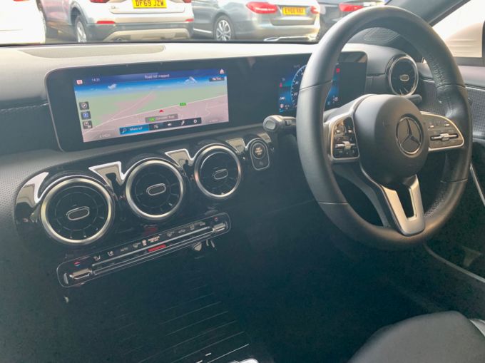 MERCEDES A-CLASS A 200 SPORT EXECUTIVE - 5158 - 13