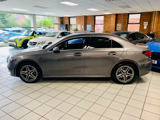 MERCEDES A-CLASS A 250 E AMG LINE - 5858 - 10