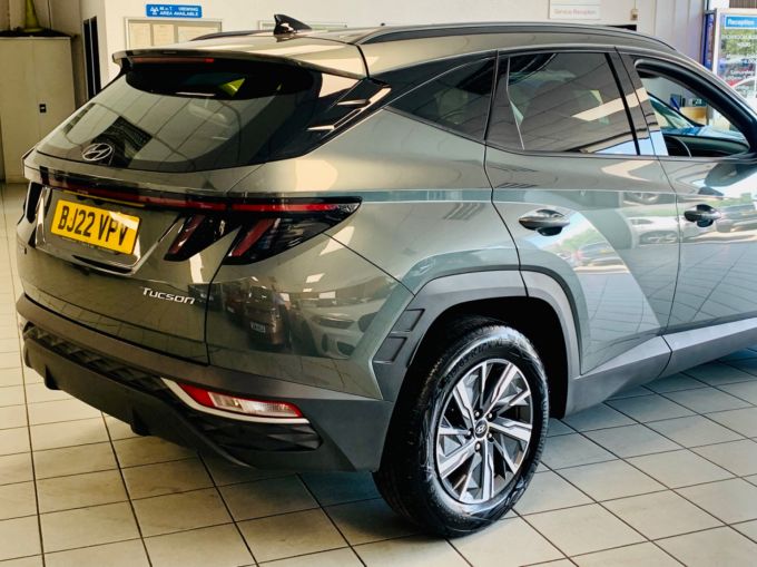 HYUNDAI TUCSON T-GDI SE CONNECT - 5720 - 6