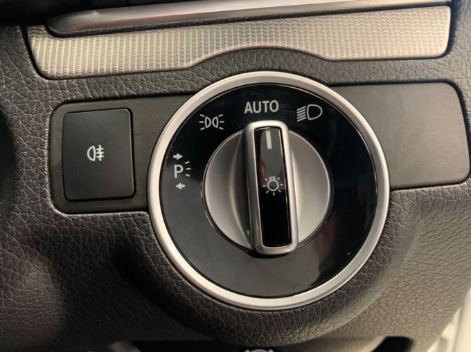 MERCEDES E-CLASS E350 BLUETEC AMG SPORT - 5841 - 20