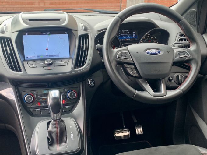 FORD KUGA ST-LINE X TDCI - 5824 - 11