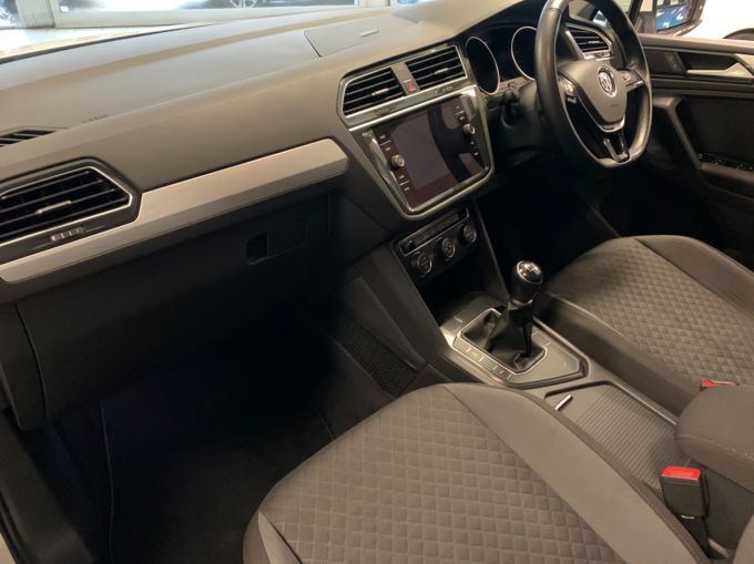 VOLKSWAGEN TIGUAN SE TDI BMT - 5160 - 9