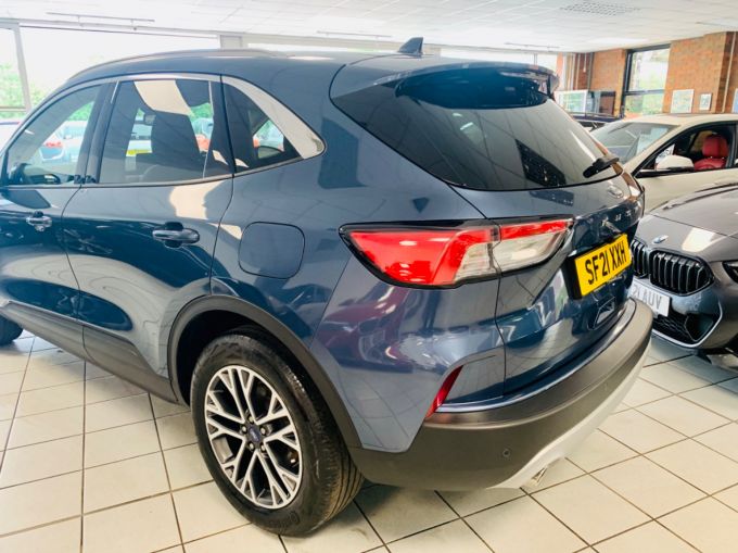 FORD KUGA TITANIUM EDITION ECOBLUE - 5762 - 7