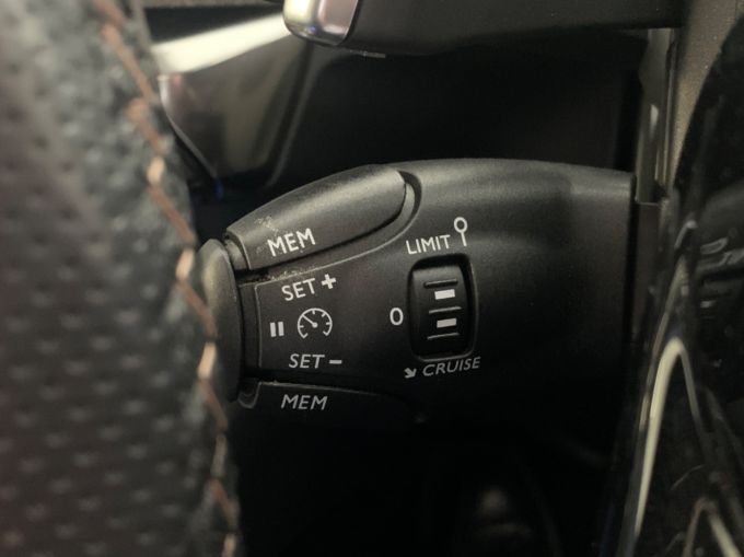 PEUGEOT 3008 PURETECH S/S GT LINE PREMIUM - 5825 - 21