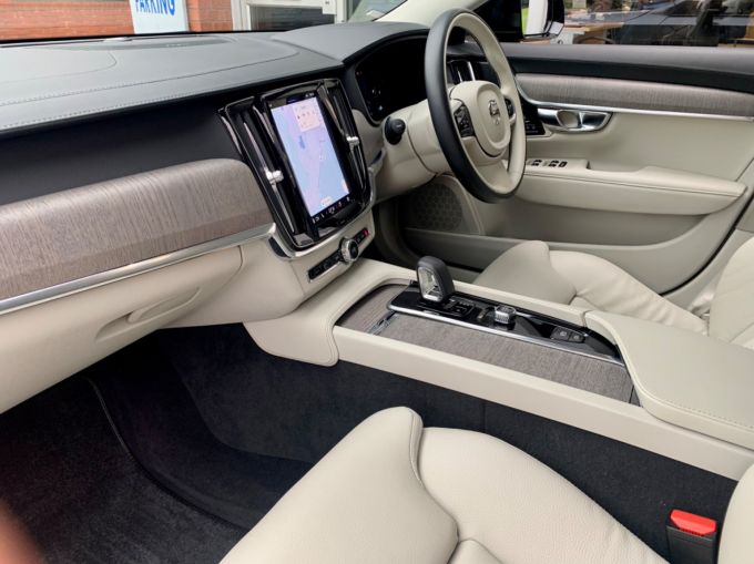 VOLVO V90 B4 PLUS MHEV - 5860 - 2
