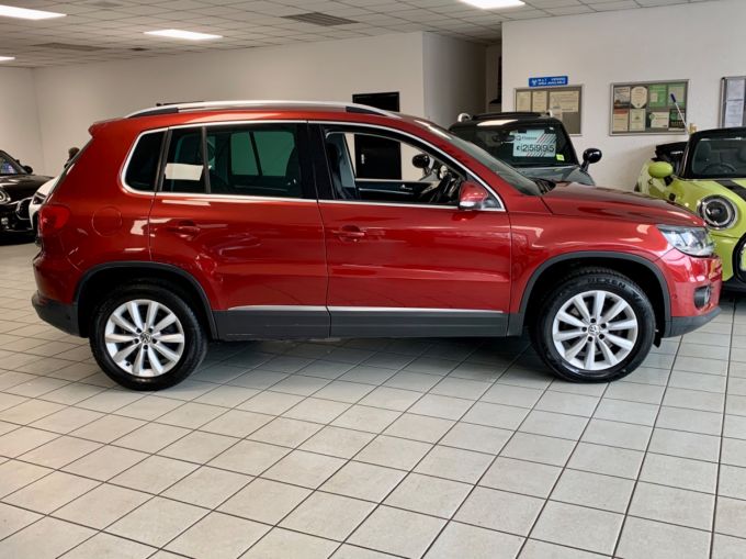 VOLKSWAGEN TIGUAN MATCH TDI BLUEMOTION TECH 4MOTION DSG - 5982 - 6