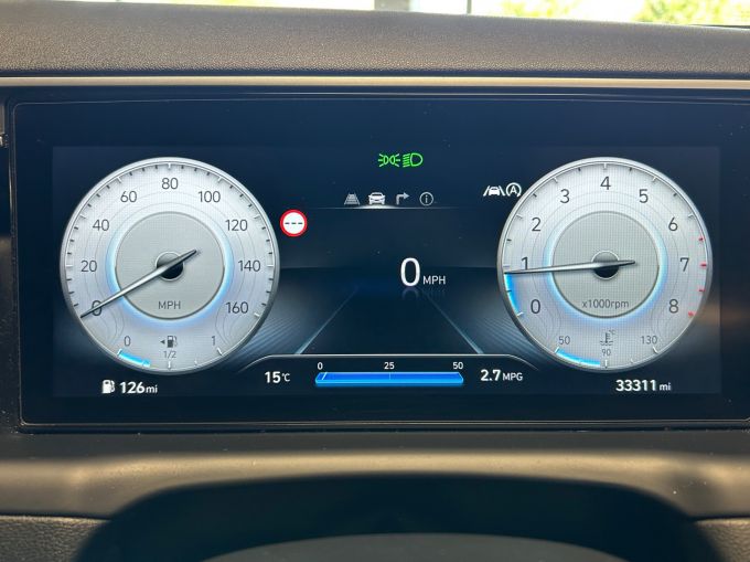 HYUNDAI TUCSON T-GDI SE CONNECT - 5688 - 17