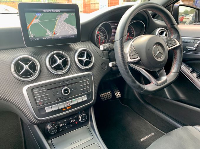 MERCEDES A-CLASS Delivering to Doncaster - 5697 - 13