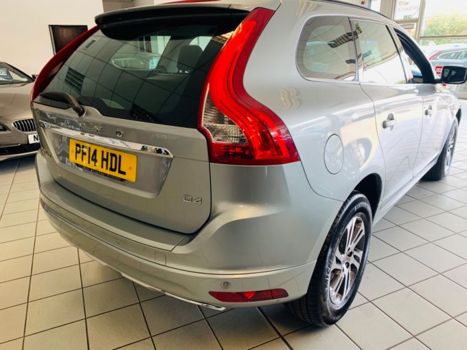 VOLVO XC60 D4 SE - 5132 - 6