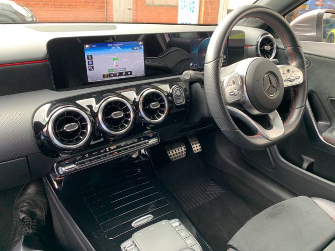 MERCEDES A-CLASS A 250 E AMG LINE - 5858 - 11