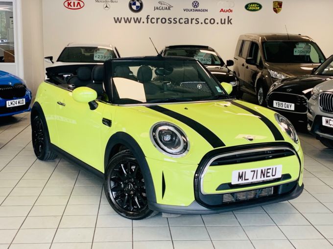 MINI CONVERTIBLE COOPER CLASSIC - 5840 - 1