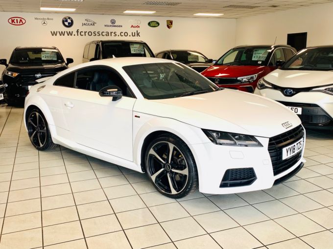 AUDI TT TFSI BLACK EDITION - 5709 - 8