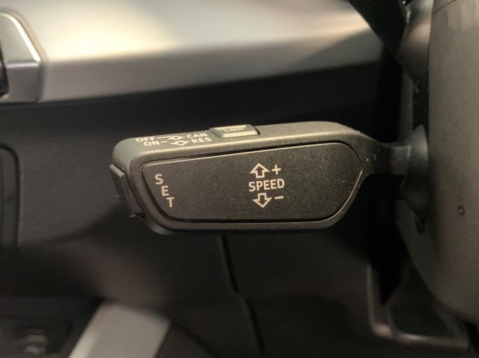 AUDI Q2 TFSI S LINE BLACK EDITION - 5773 - 19
