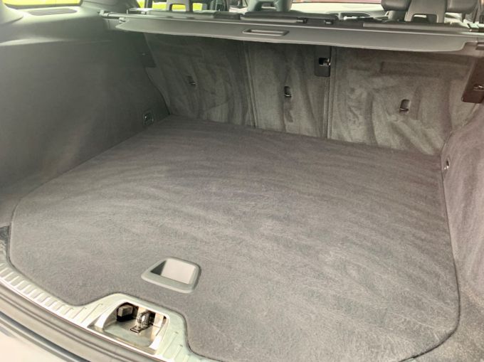 VOLVO V60 D3 R-DESIGN LUX NAV - 5133 - 24