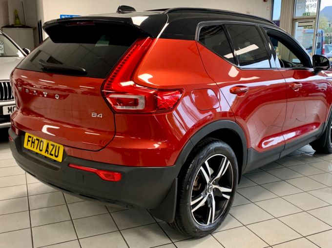 VOLVO XC40 B4 R-DESIGN MHEV - 5871 - 8