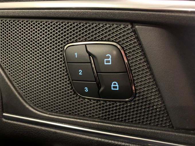 FORD S-MAX TITANIUM TDCI X-PACK - 5930 - 20