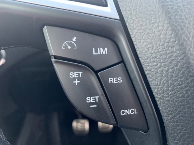 FORD S-MAX TITANIUM SPORT TDCI - 5139 - 19