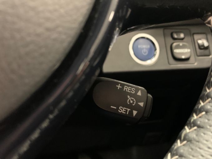 TOYOTA YARIS VVT-I DESIGN M-DRIVE S - 5927 - 18