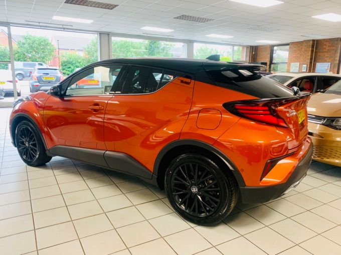 TOYOTA CHR ORANGE EDITION - 5716 - 11