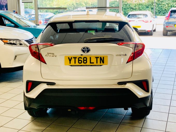 TOYOTA CHR DESIGN - 5826 - 8
