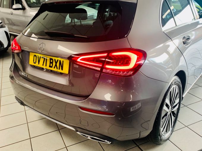 MERCEDES A-CLASS A 180 D SPORT - 5913 - 6