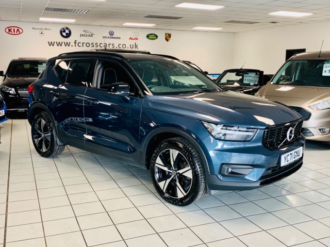 VOLVO XC40 RECHARGE T4 R-DESIGN - 5800 - 5