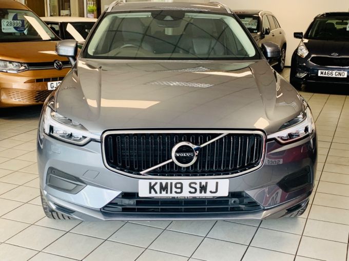 VOLVO XC60 D4 MOMENTUM AWD - 5746 - 3