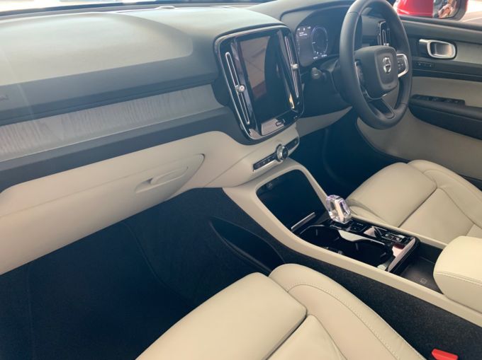 VOLVO XC40 RECHARGE T5 INSCRIPTION PRO - 5657 - 10