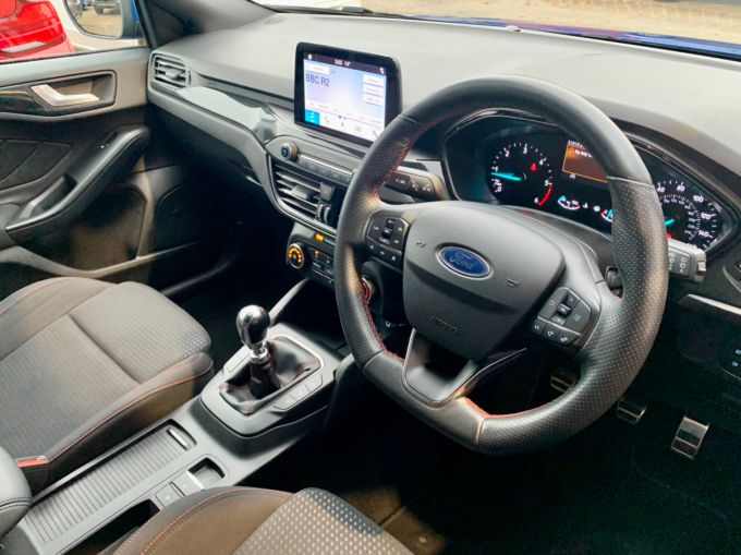 FORD FOCUS ST-LINE TDCI - 5891 - 14