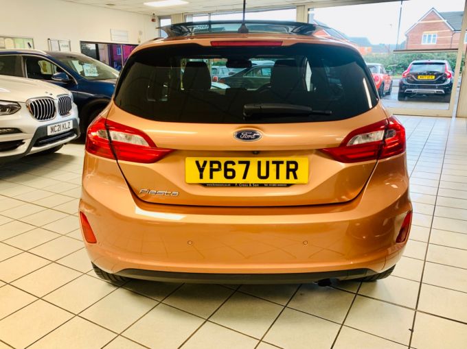 FORD FIESTA B AND O PLAY TITANIUM - 5904 - 7