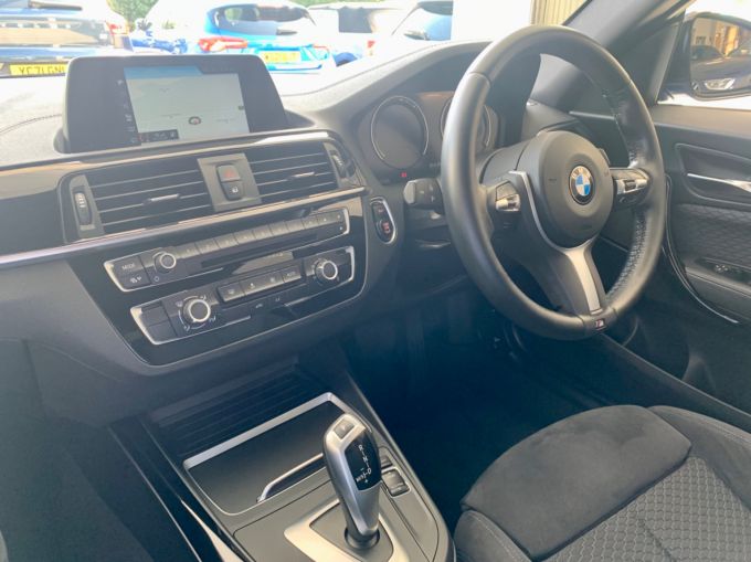 BMW 2 SERIES 218I M SPORT - 5809 - 12