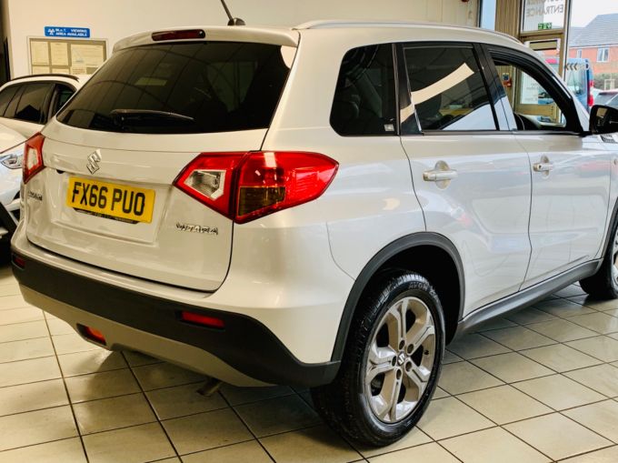 SUZUKI VITARA SZ-T - 5934 - 7