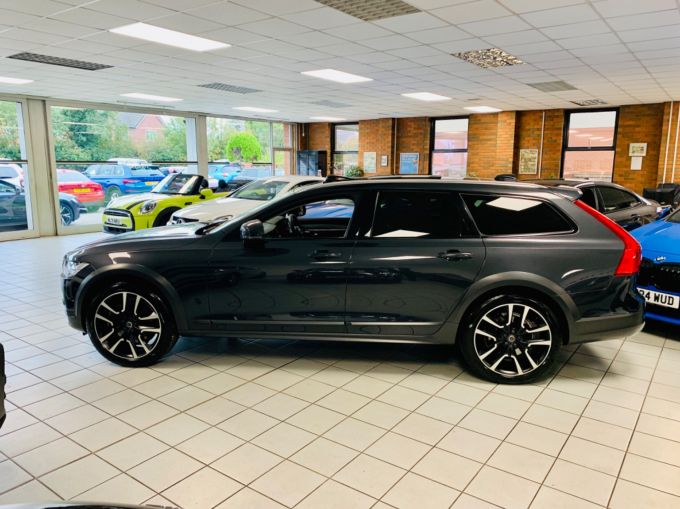 VOLVO V90 T5 CROSS COUNTRY PLUS AWD - 5855 - 10