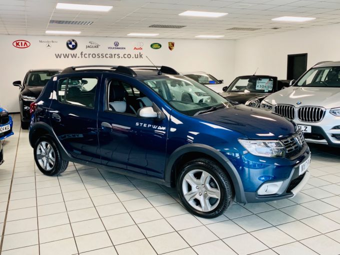 DACIA SANDERO STEPWAY AMBIANCE DCI - 5890 - 5