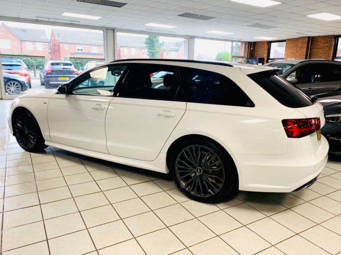 AUDI A6 AVANT TFSI BLACK EDITION - 5981 - 10