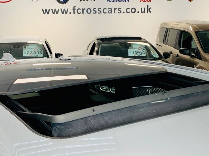 VOLVO XC60 T5 R-DESIGN AWD - 5843 - 5