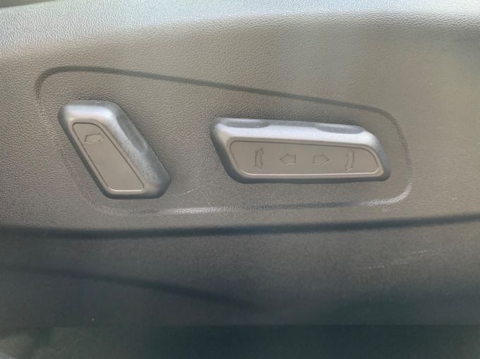 KIA SPORTAGE CRDI KX-4 - 5815 - 25