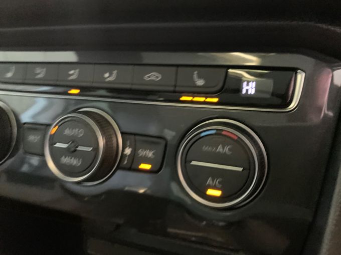 VOLKSWAGEN TIGUAN R-LINE TECH TDI DSG - 5144 - 16