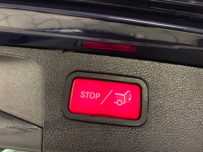 MERCEDES E-CLASS E 220 D SE - 5919 - 25