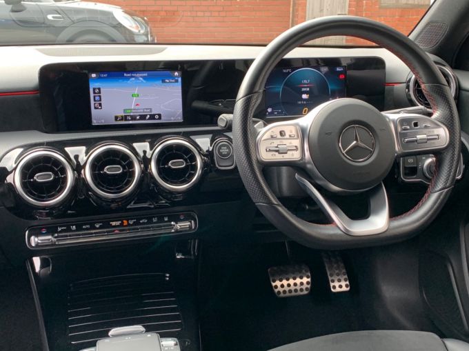 MERCEDES A-CLASS A 250 E AMG LINE - 5858 - 12