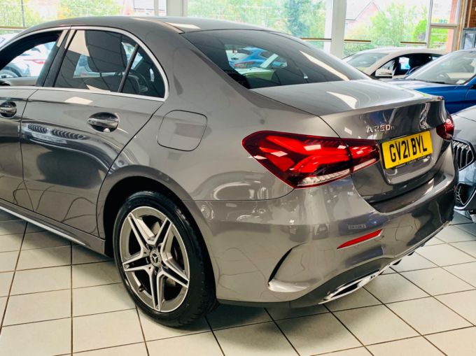 MERCEDES A-CLASS A 250 E AMG LINE - 5858 - 9