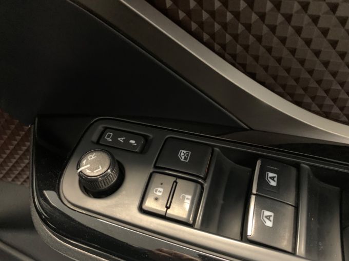 TOYOTA CHR EXCEL - 5887 - 22