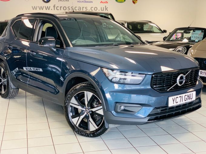 VOLVO XC40 RECHARGE T4 R-DESIGN - 5800 - 4