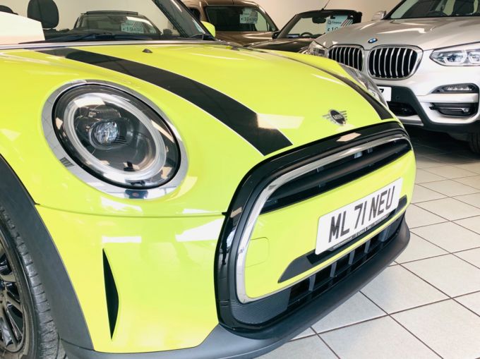 MINI CONVERTIBLE COOPER CLASSIC - 5840 - 4