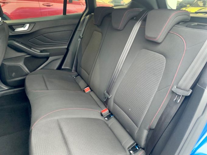 FORD FOCUS ST-LINE TDCI - 5891 - 23